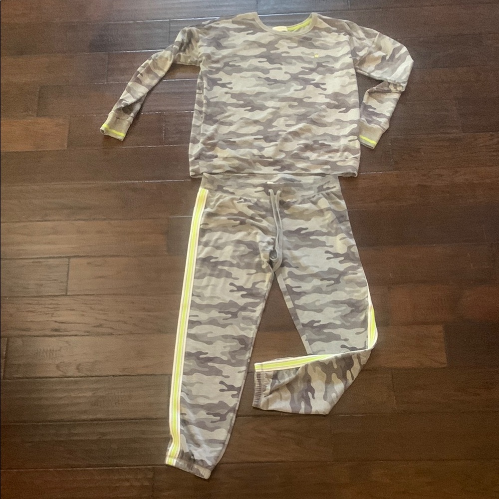 P.J. Salvage Gray Lounge Set with Neon Green Accents. Top large, pants medium.